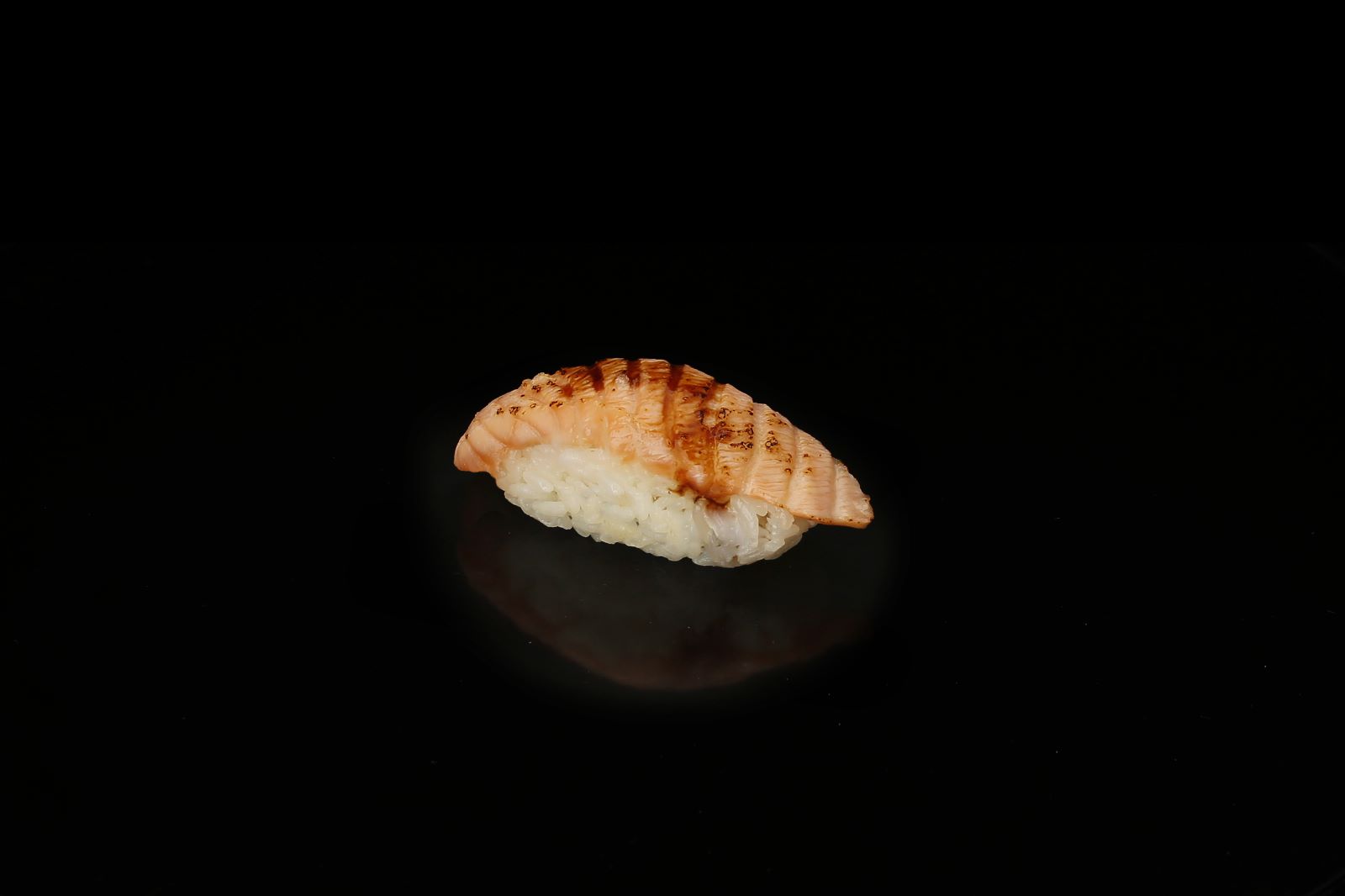 7. Grilled salmon nigiri
